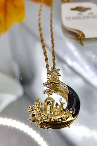 Naszyjnik księżyc czarny