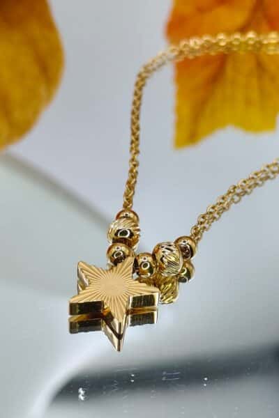 Celebrytka złota gwiazdka